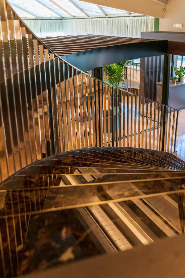 Best Western Hotel Leonardo Da Vinci Erba Zewnętrze zdjęcie