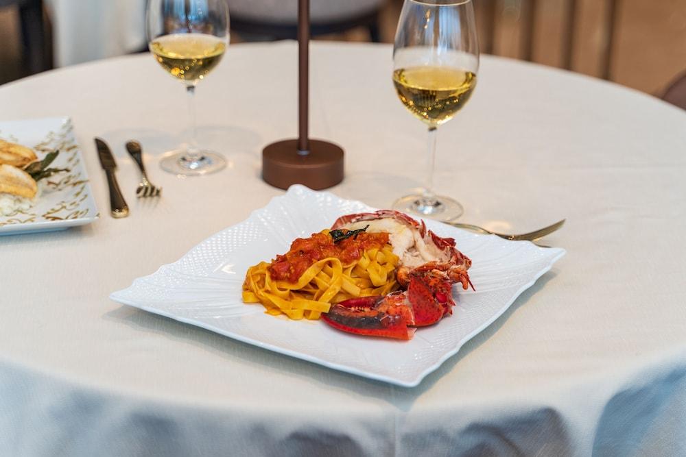 Best Western Hotel Leonardo Da Vinci Erba Zewnętrze zdjęcie