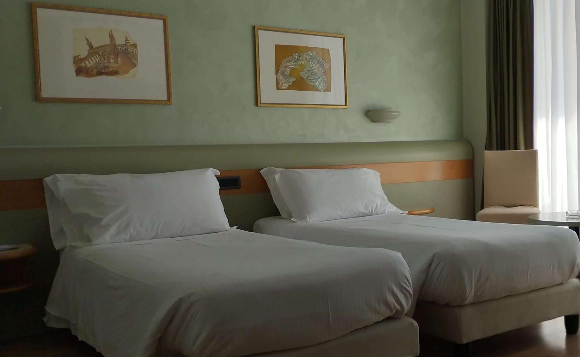 Best Western Hotel Leonardo Da Vinci Erba Zewnętrze zdjęcie
