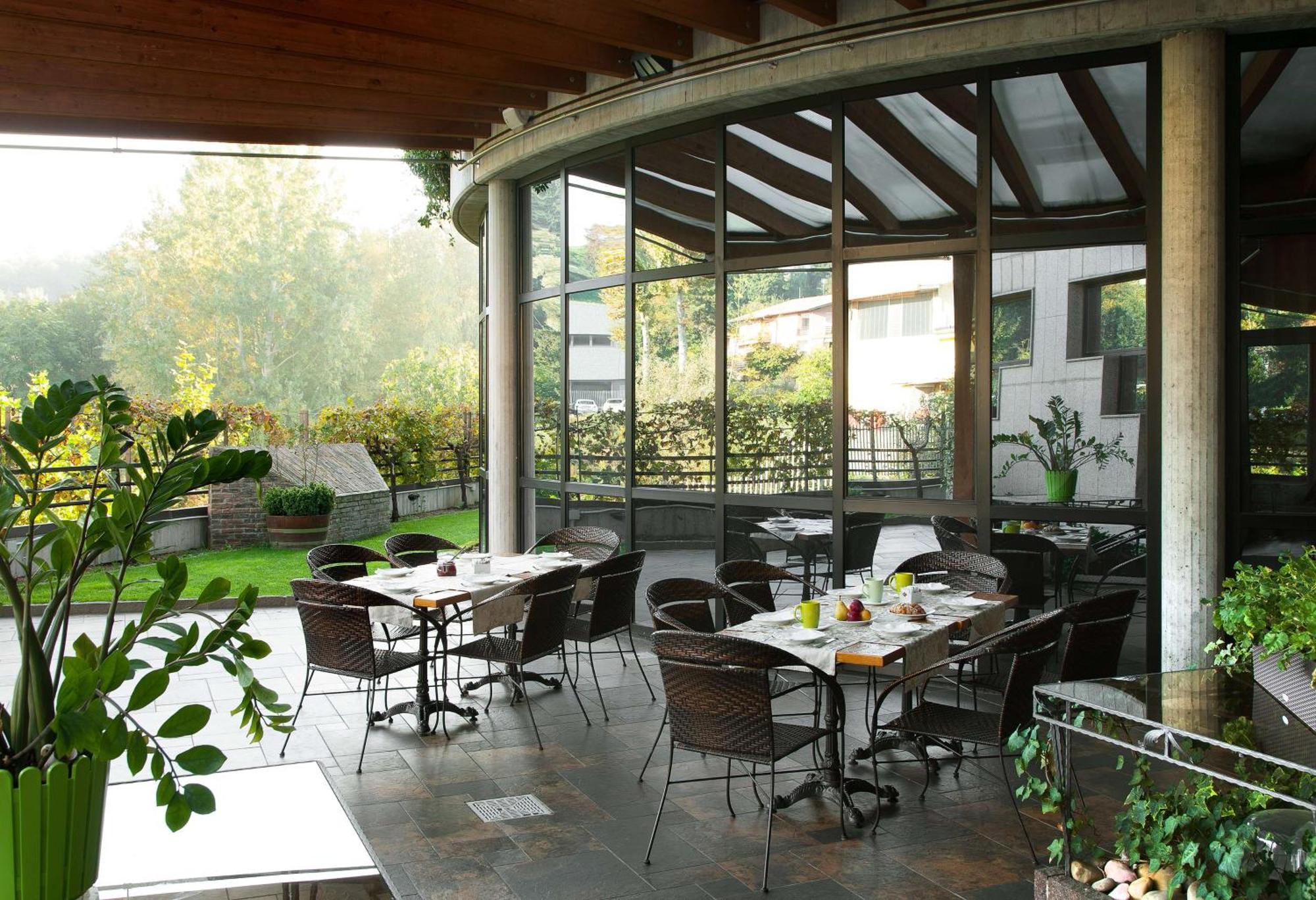 Best Western Hotel Leonardo Da Vinci Erba Zewnętrze zdjęcie