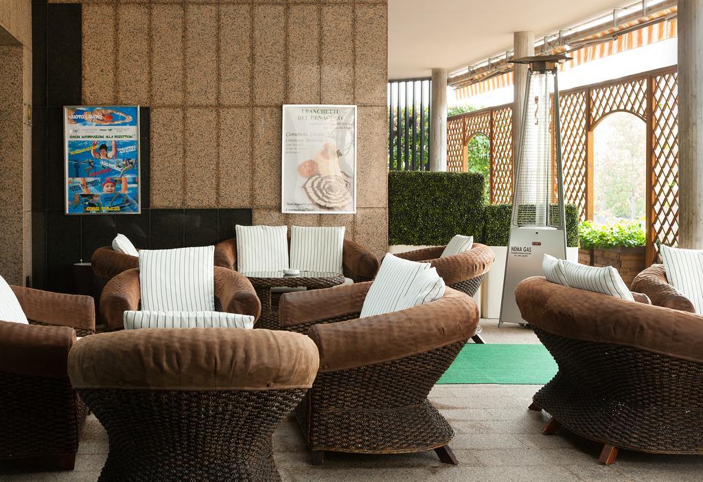 Best Western Hotel Leonardo Da Vinci Erba Zewnętrze zdjęcie