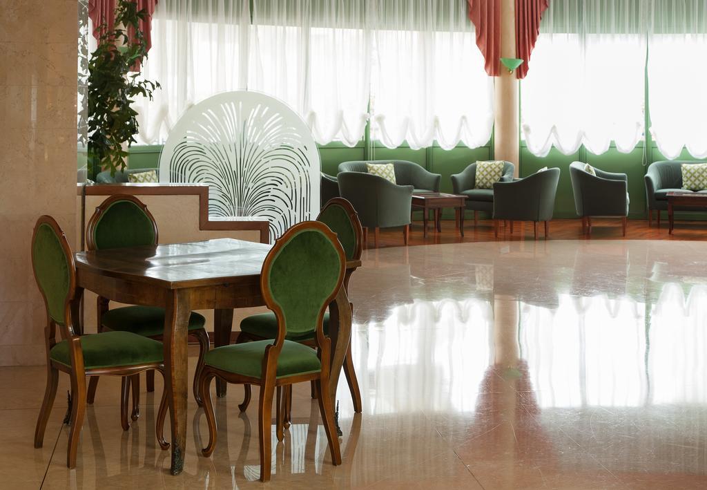 Best Western Hotel Leonardo Da Vinci Erba Zewnętrze zdjęcie